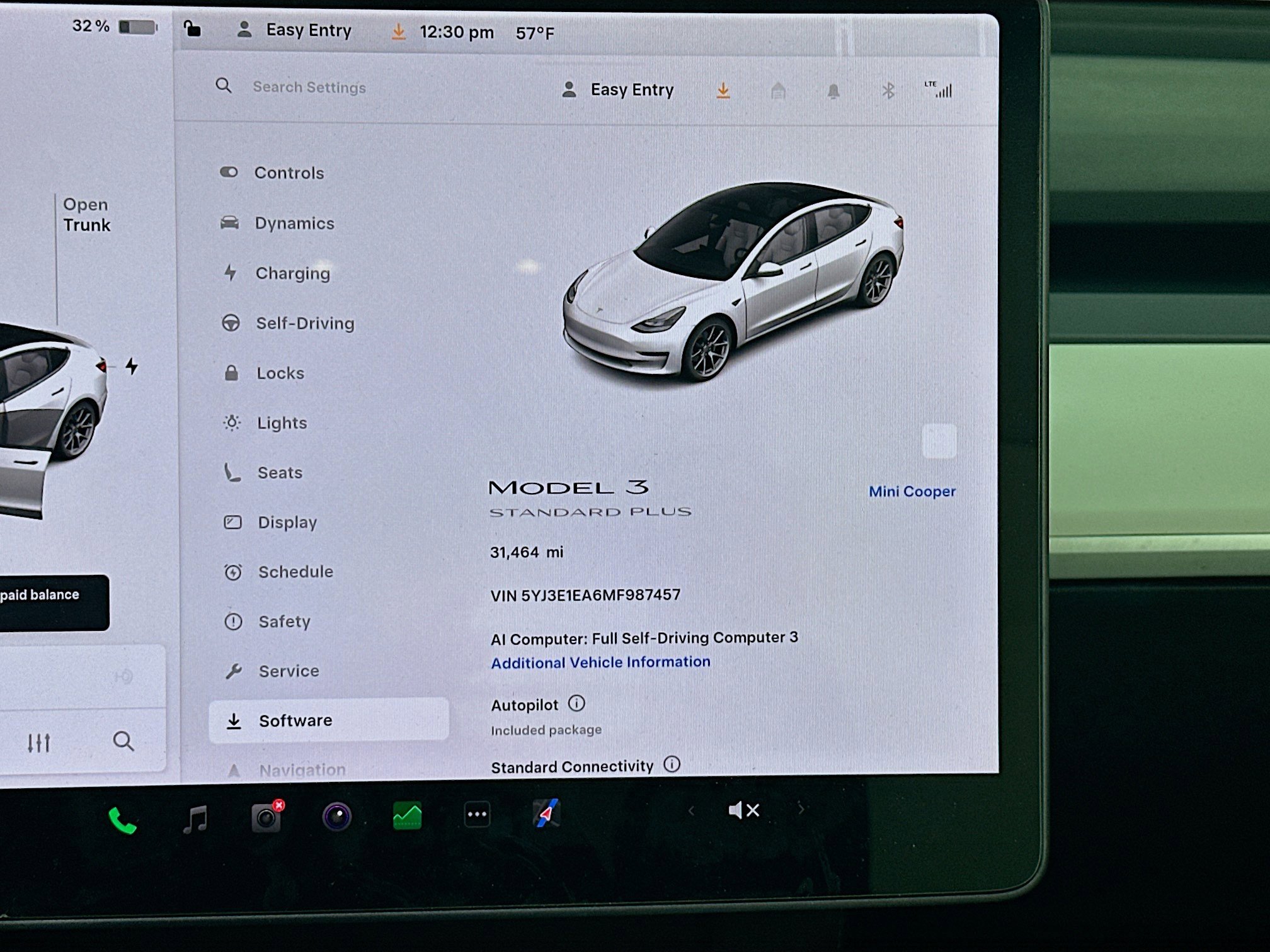 Used 2021 Tesla Model 3 Standard Range Plus image 18