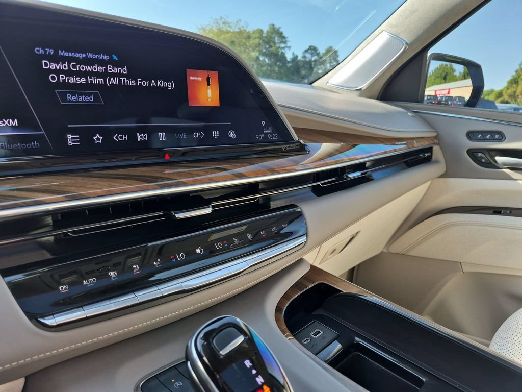 Certified 2024 Cadillac Escalade ESV Sport Platinum AWD/4WD image 19