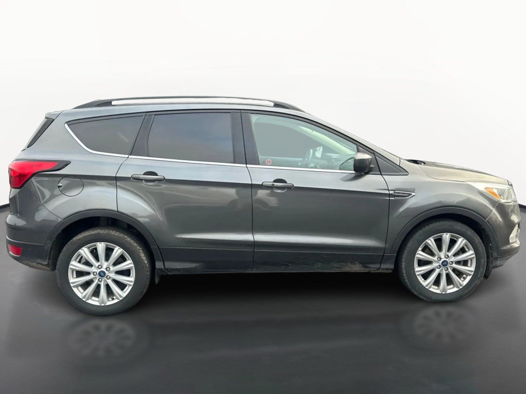 Used 2019 Ford Escape SEL w/ Sun & Style Package AWD/4WD image 2
