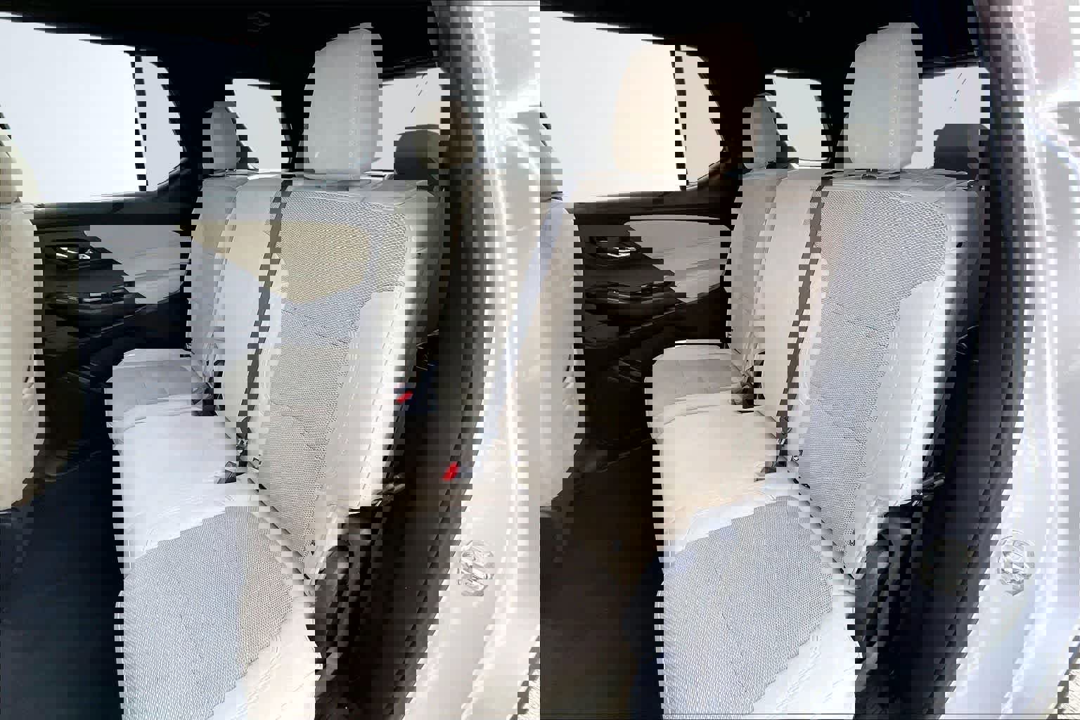 Used 2022 Chevrolet Traverse LS w/ Safety Package AWD/4WD image 13