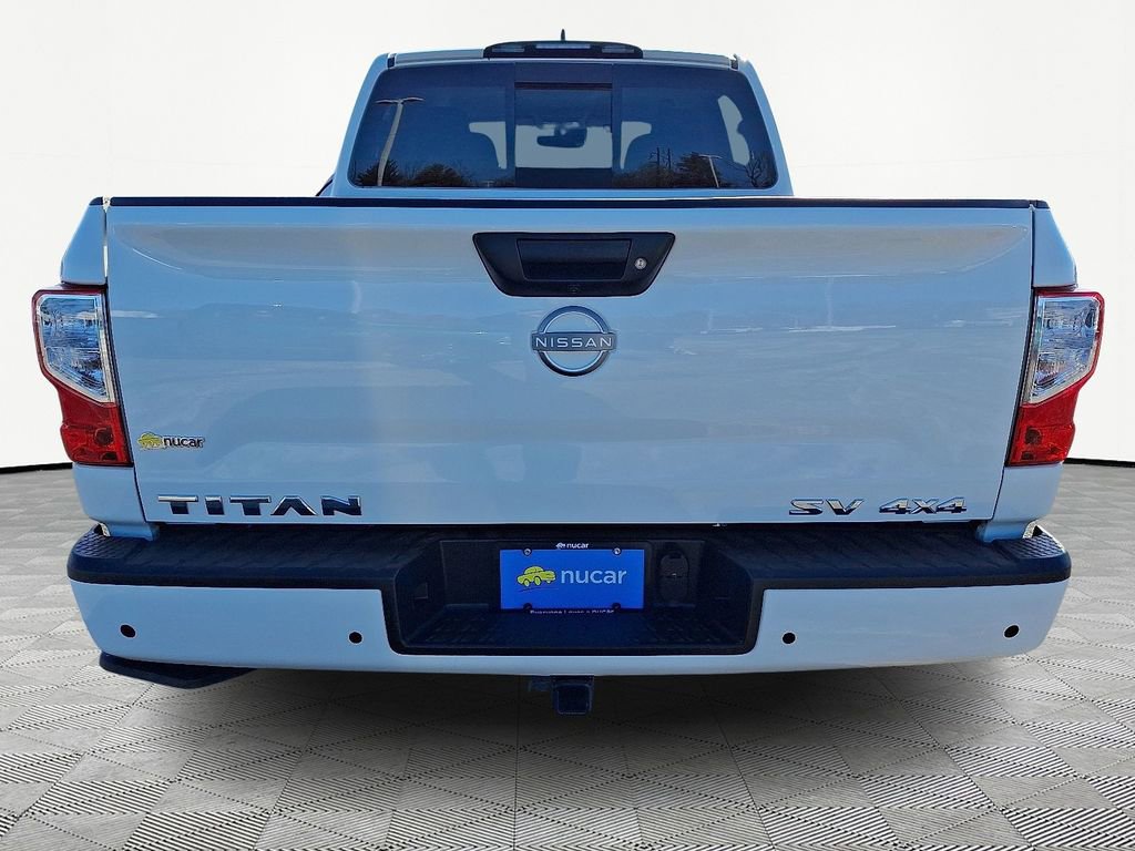 Used 2024 Nissan Titan SV w/ Accessory Utility Package image 6