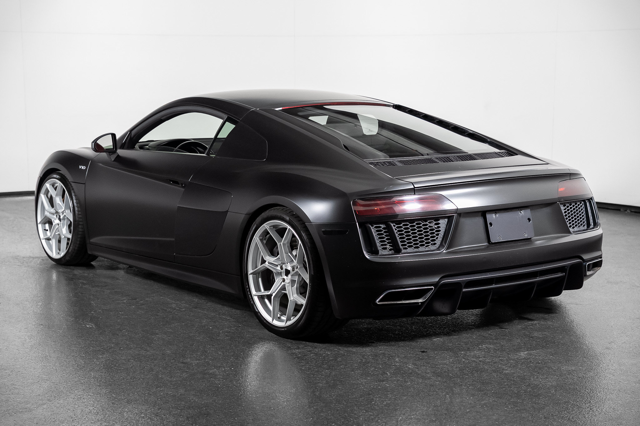Used 2017 Audi R8 V10 AWD/4WD image 22