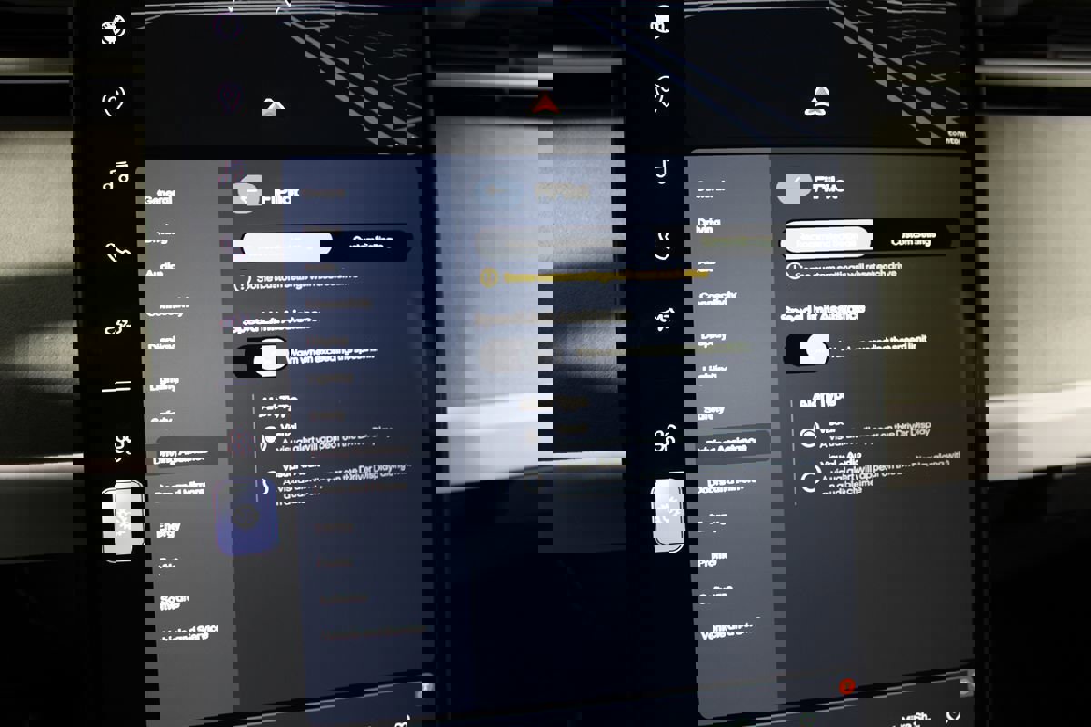 Used 2023 Fisker Ocean One image 26