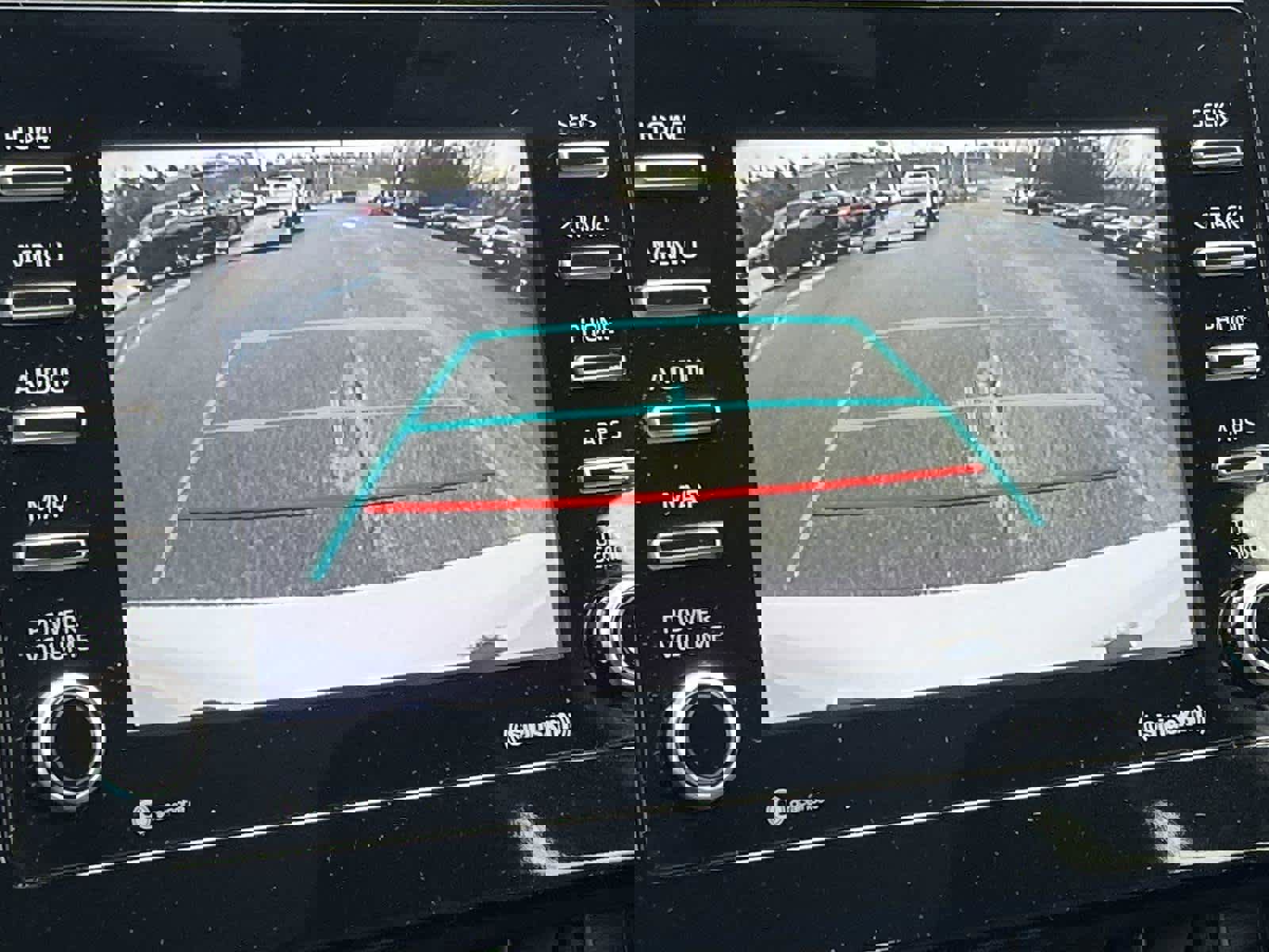 Used 2023 Toyota Camry SE image 20