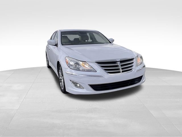 Used 2014 Hyundai Genesis 3.8 w/ Premium Package 02 RWD image 7