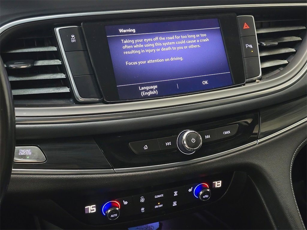 Used 2020 Buick Enclave Essence image 29