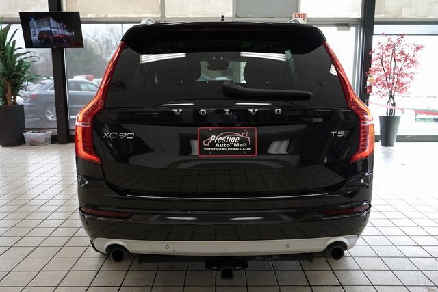 Used 2019 Volvo XC90 T5 Momentum w/ Protection Package image 17
