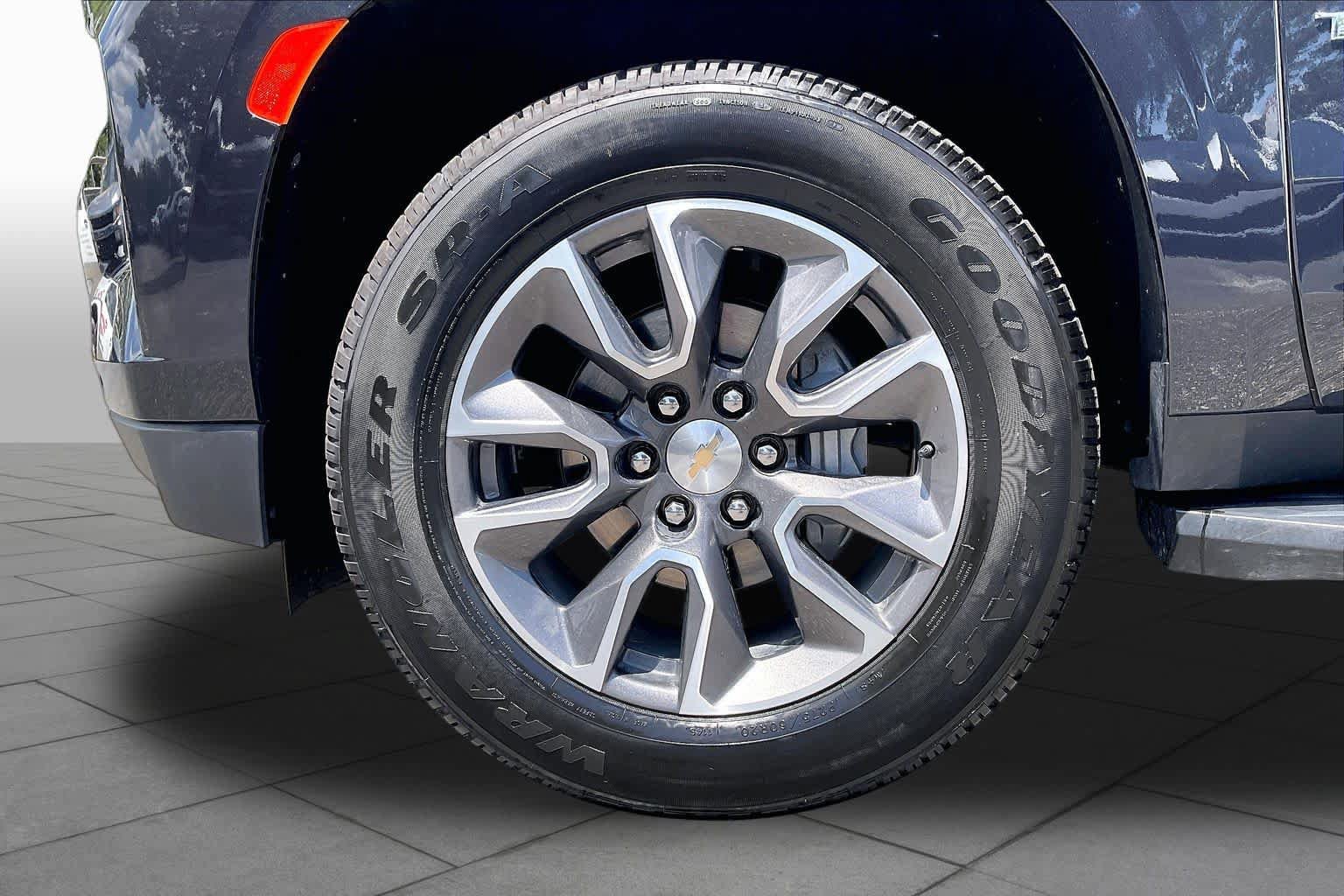 Certified 2024 Chevrolet Tahoe LT w/ LT Signature Package RWD image 10