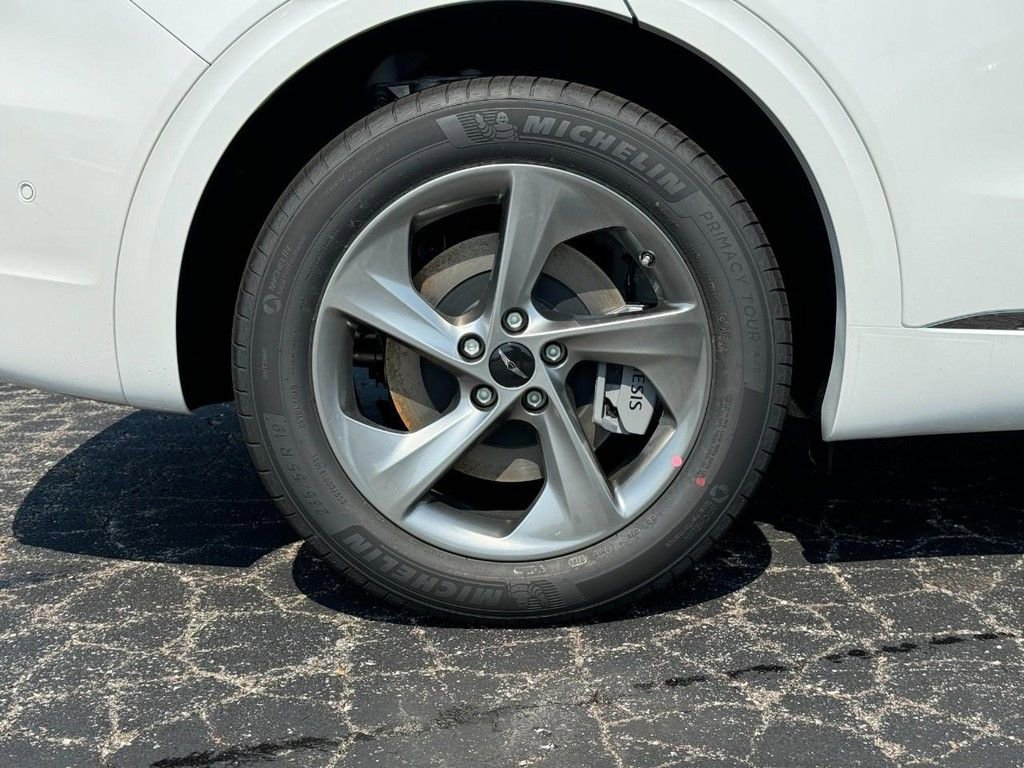 Certified 2026 Genesis GV70 2.5T Advanced image 4