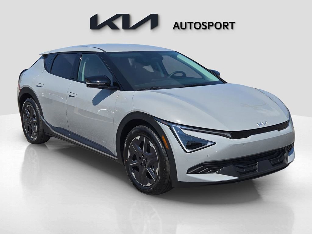 New 2025 Kia EV6 Light image 3