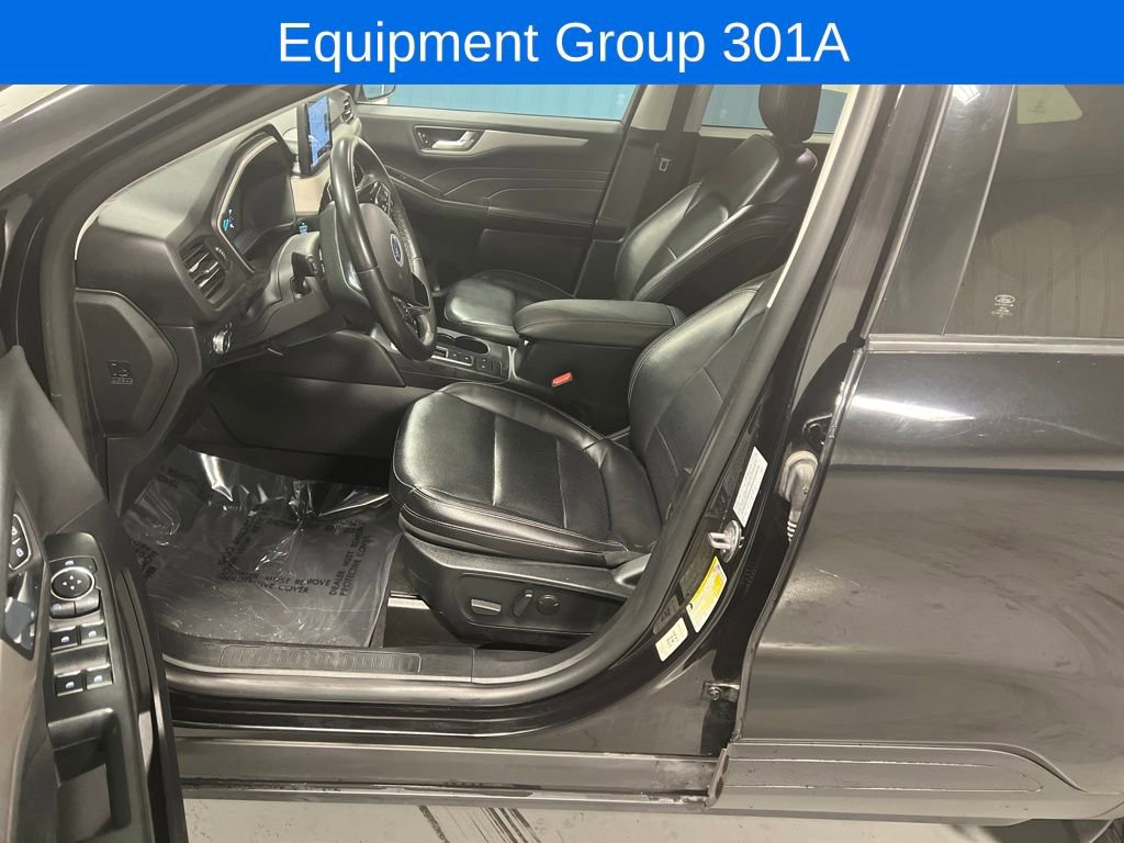 Used 2022 Ford Escape SEL image 4