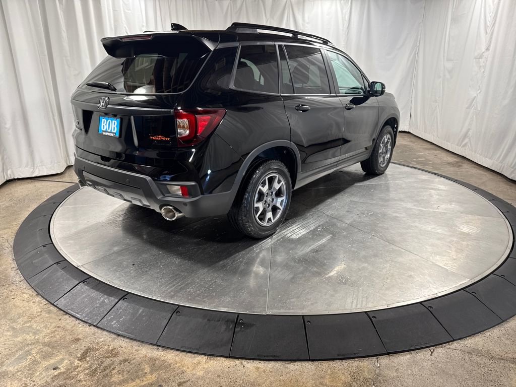 Used 2023 Honda Passport TrailSport image 8