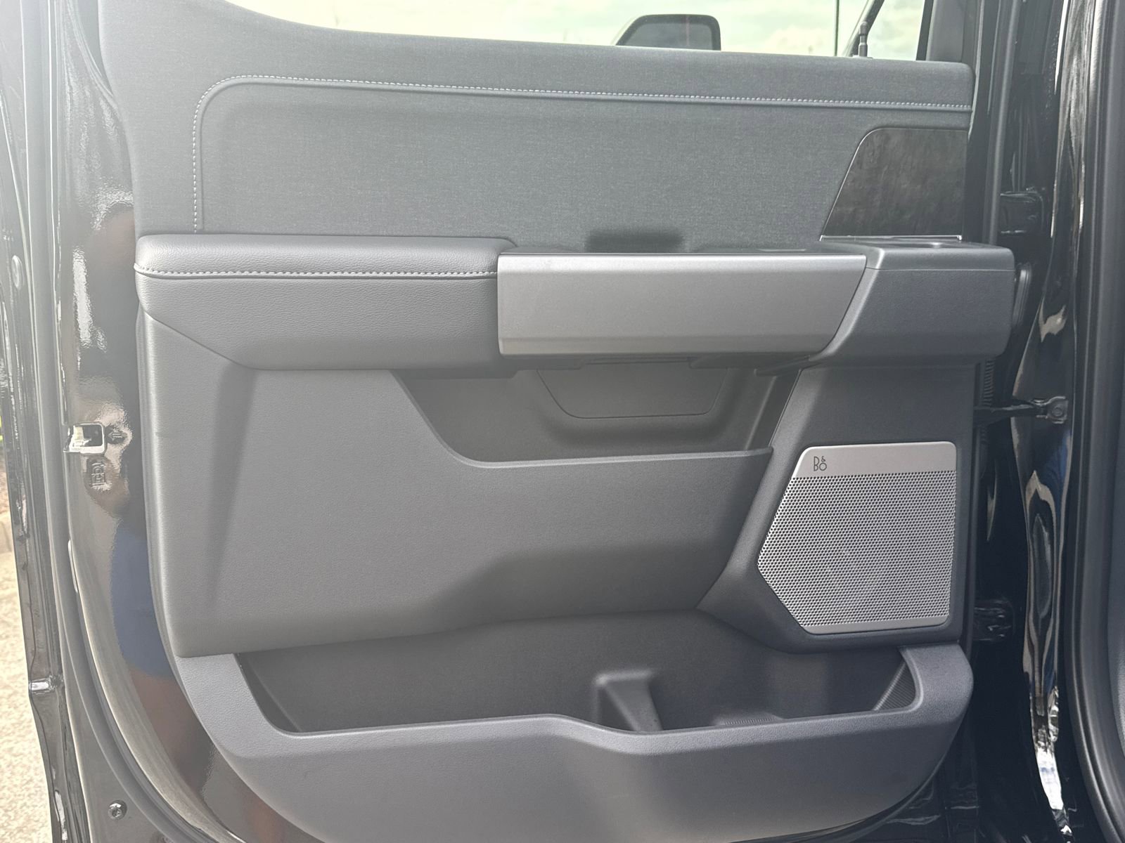 New 2026 Ford F250 Lariat image 24