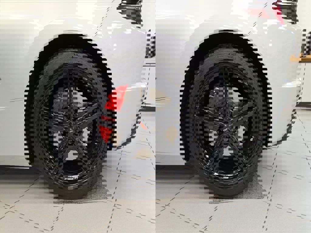 New 2026 Chevrolet Corvette 2LT w/ Z51 Performance Package image 9