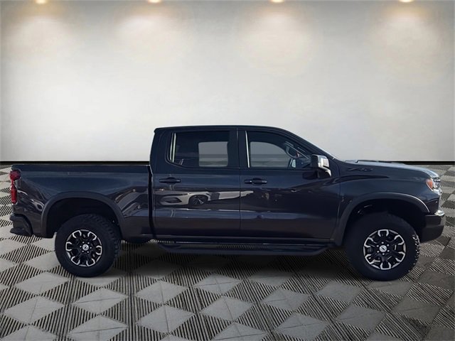 Used 2024 Chevrolet Silverado 1500 ZR2 w/ Technology Package image 4