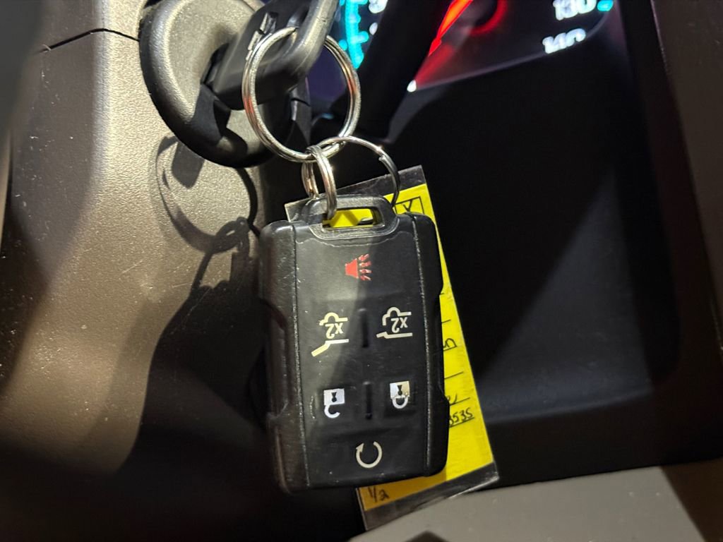 Used 2017 Chevrolet Suburban LT image 34