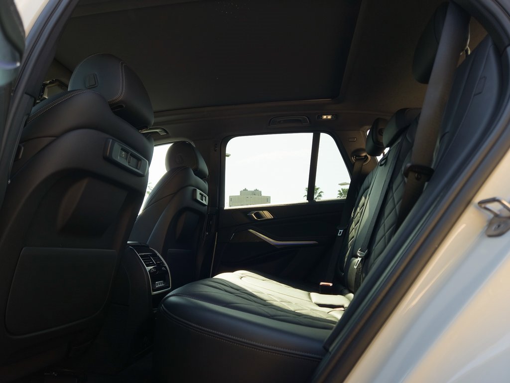 Used 2023 BMW X5 xDrive40i w/ Parking Assistance Package image 23