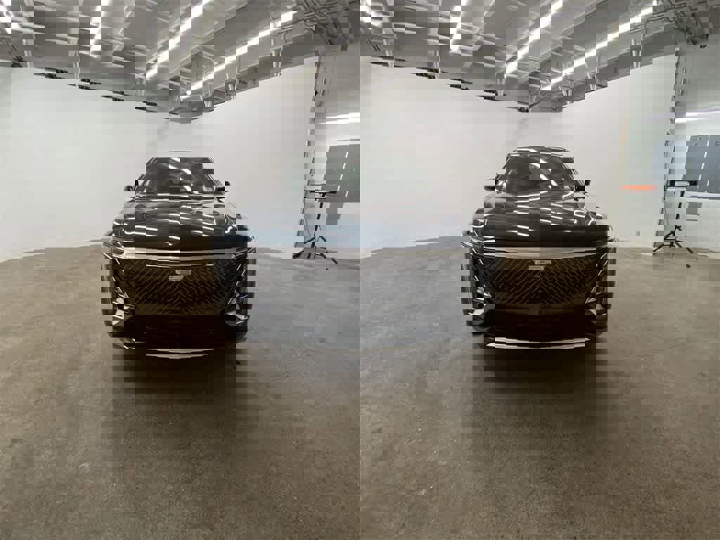 Certified 2025 Cadillac Lyriq Luxury image 9