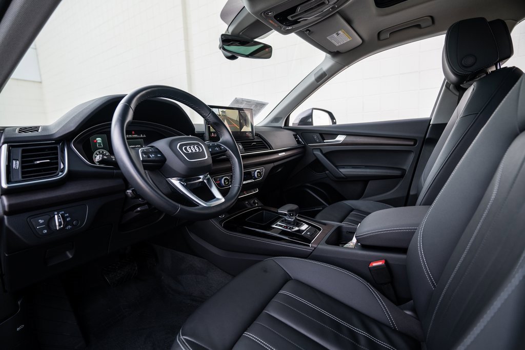 Used 2022 Audi Q5 2.0T Premium Plus w/ Premium Plus Package image 11