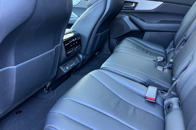 Used 2023 Acura MDX FWD w/ Technology Package image 13
