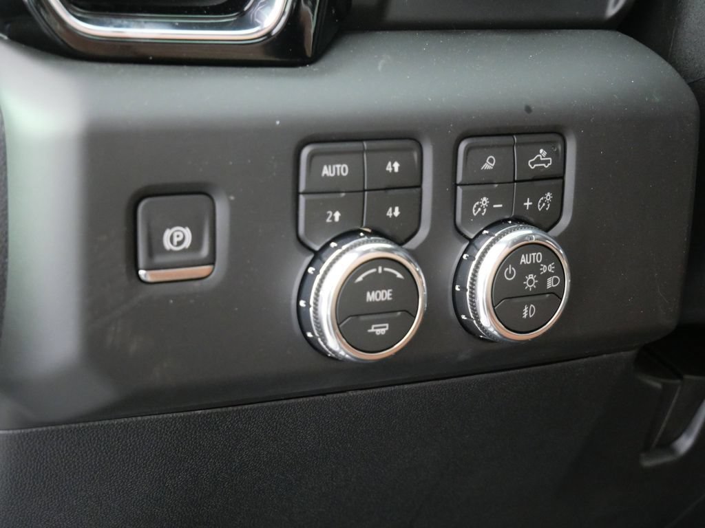 New 2026 GMC Sierra 3500 Denali Ultimate AWD/4WD image 19