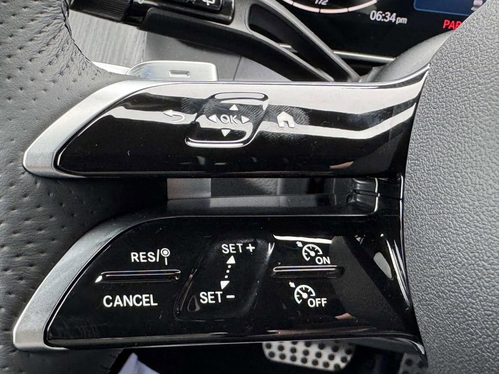 Certified 2025 Mercedes-Benz GLC 300 4MATIC image 21