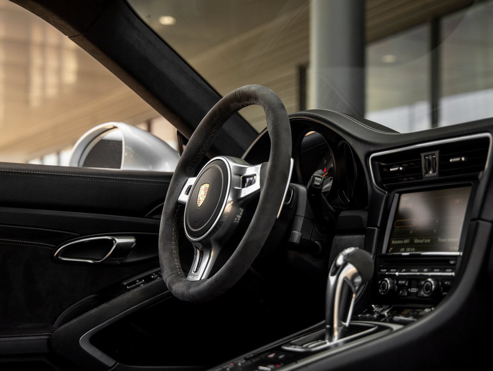Certified 2016 Porsche 911 GT3 RWD image 40