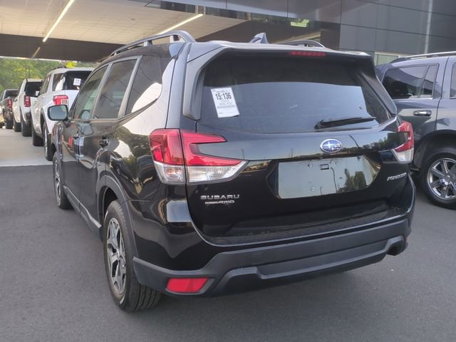 Used 2023 Subaru Forester Premium AWD/4WD image 11