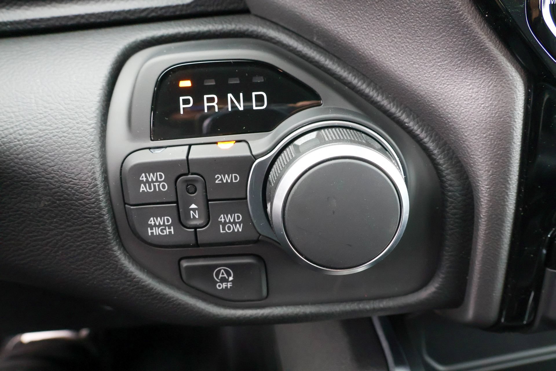 New 2026 RAM 1500 4x4 Crew Cab image 20