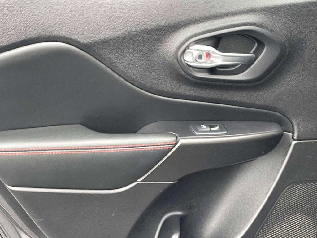 Certified 2021 Jeep Cherokee Trailhawk w/ Comfort/Convenience Group image 21