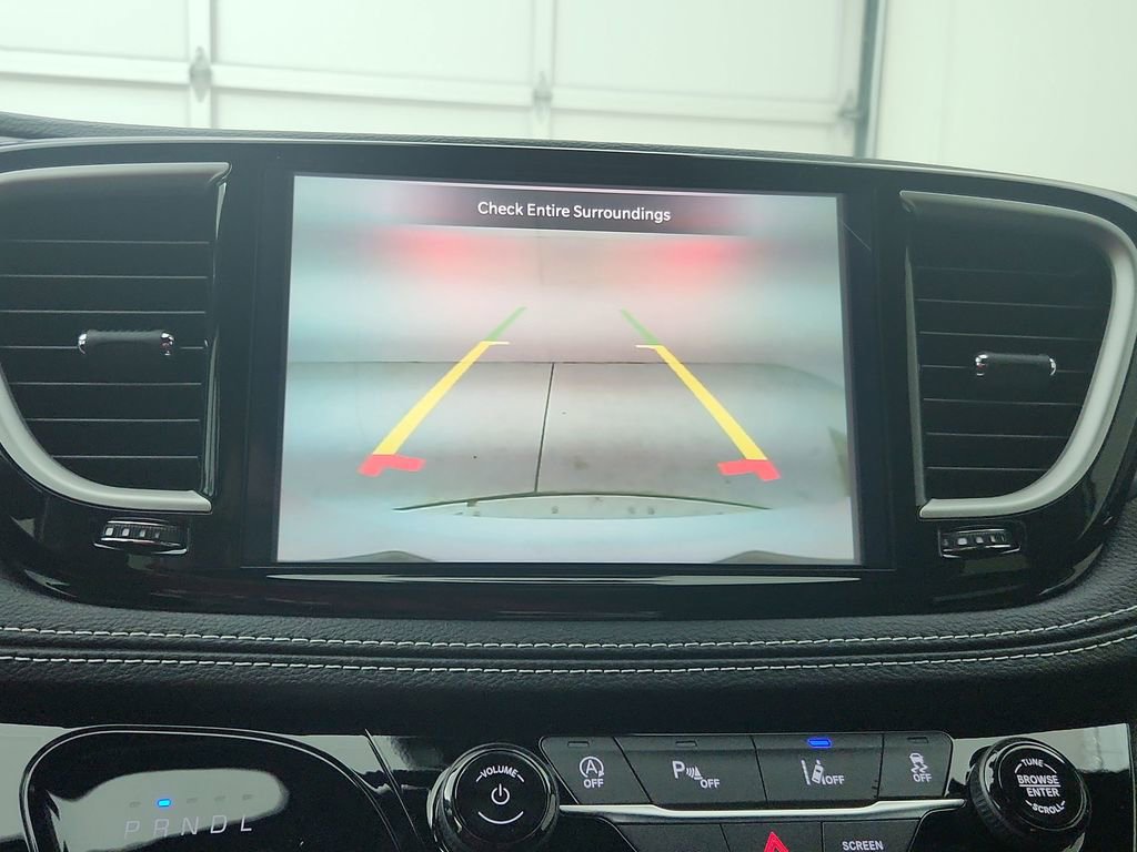 New 2026 Chrysler Pacifica Select FWD image 17