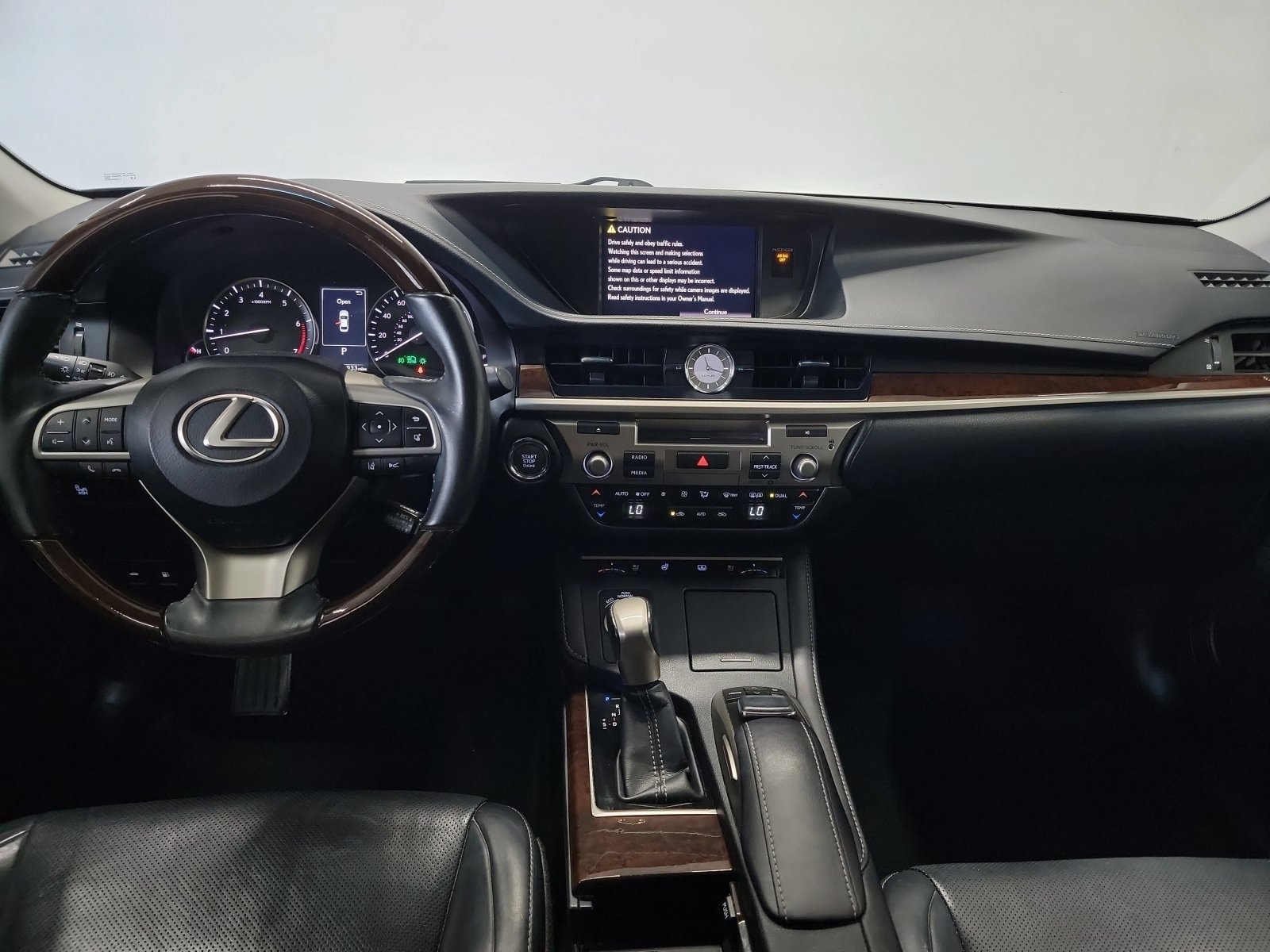 Used 2017 Lexus ES 350 w/ Luxury Package FWD image 15