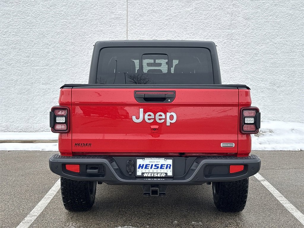 Used 2020 Jeep Gladiator Overland image 12