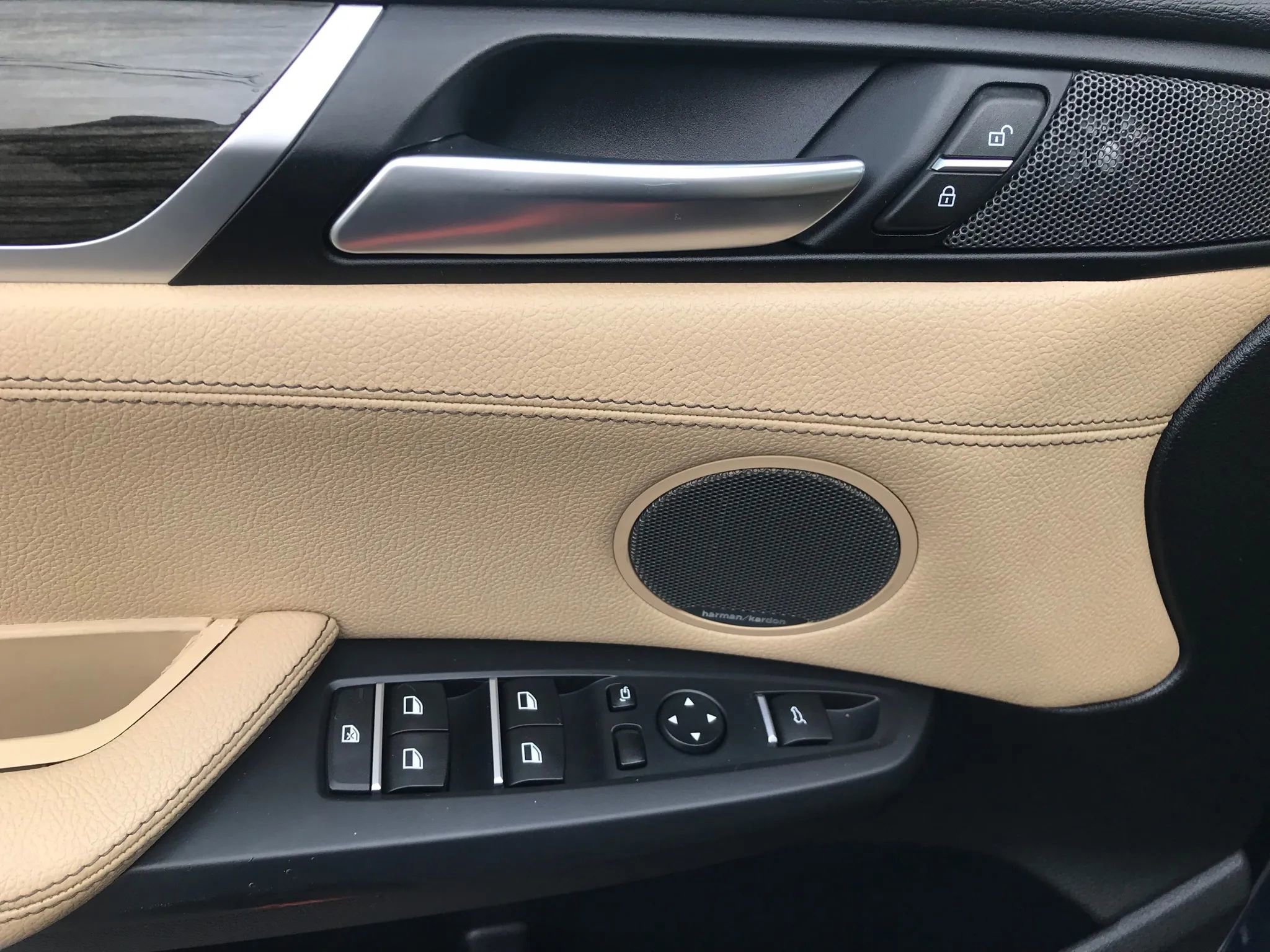 Used 2017 BMW X3 xDrive35i image 12