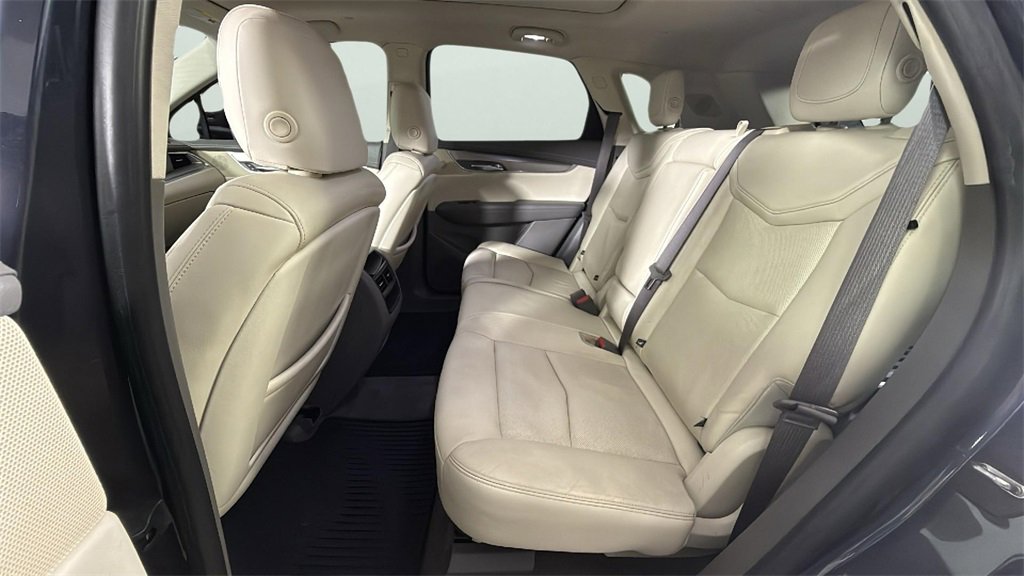 Used 2018 Cadillac XT5 Luxury w/ Driver Awareness Package image 41