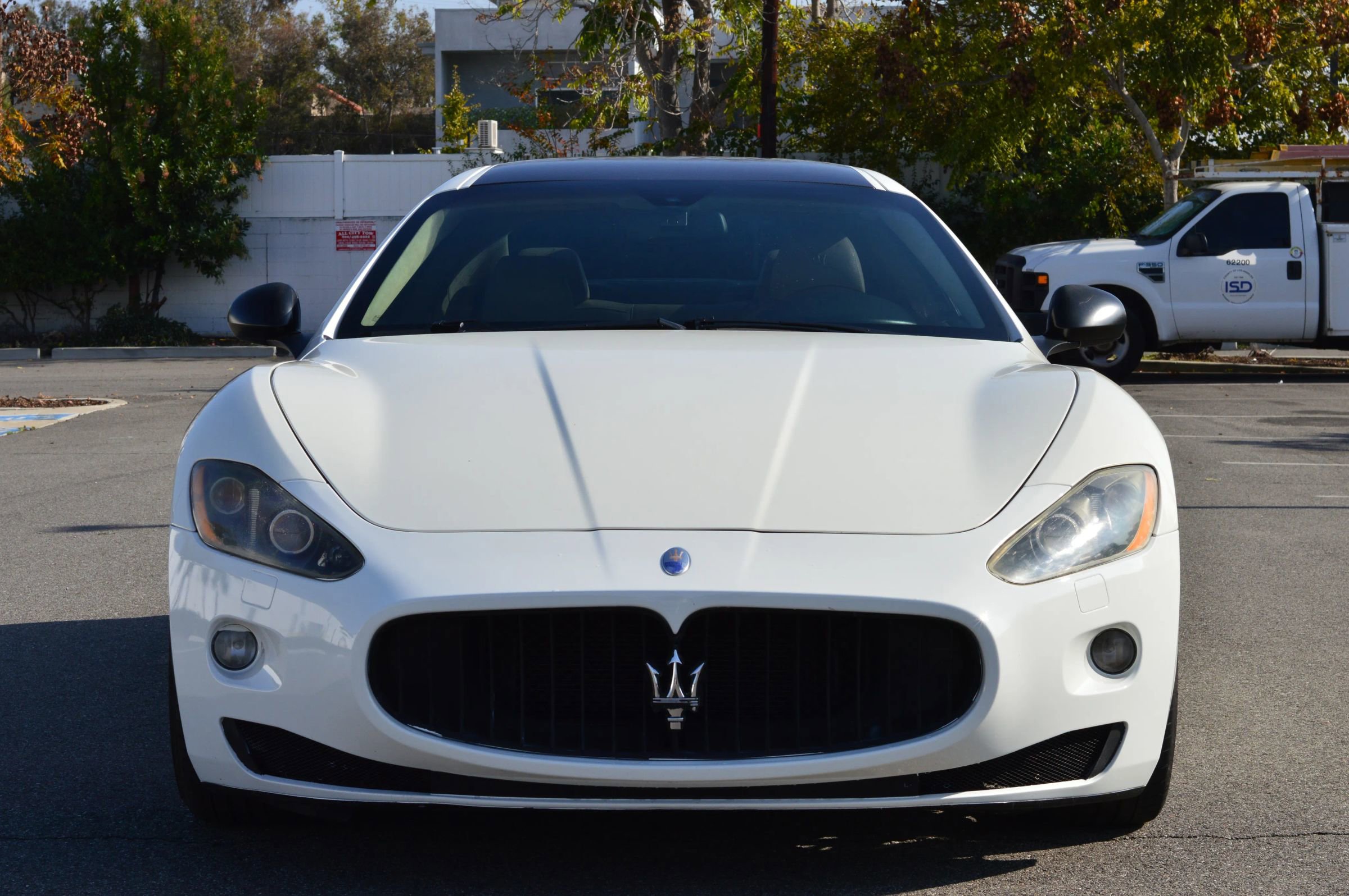 Used 2011 Maserati GranTurismo S image 8