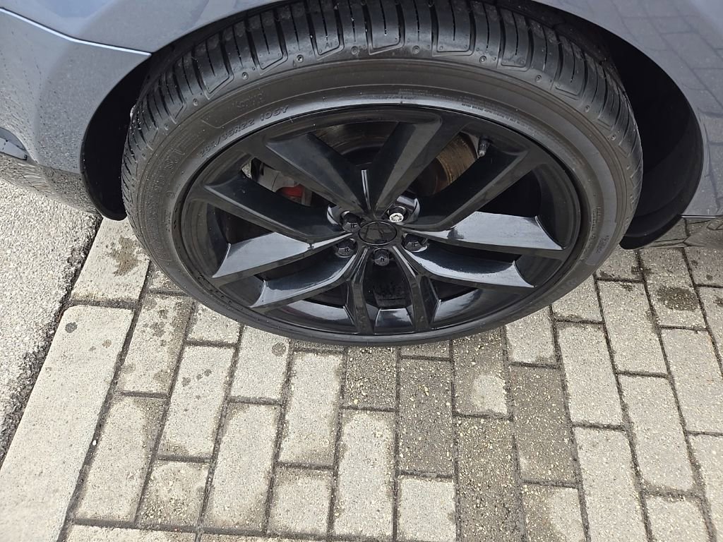 Used 2018 Land Rover Range Rover Sport HSE image 11