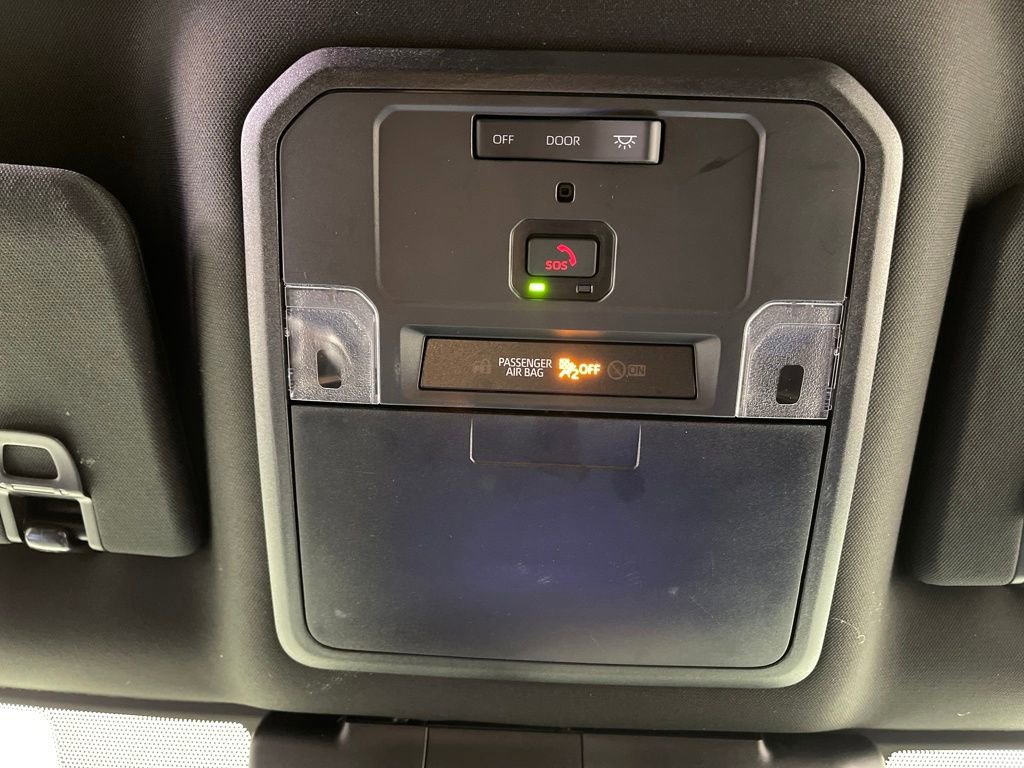 Certified 2025 Toyota Tacoma TRD Off-Road image 29