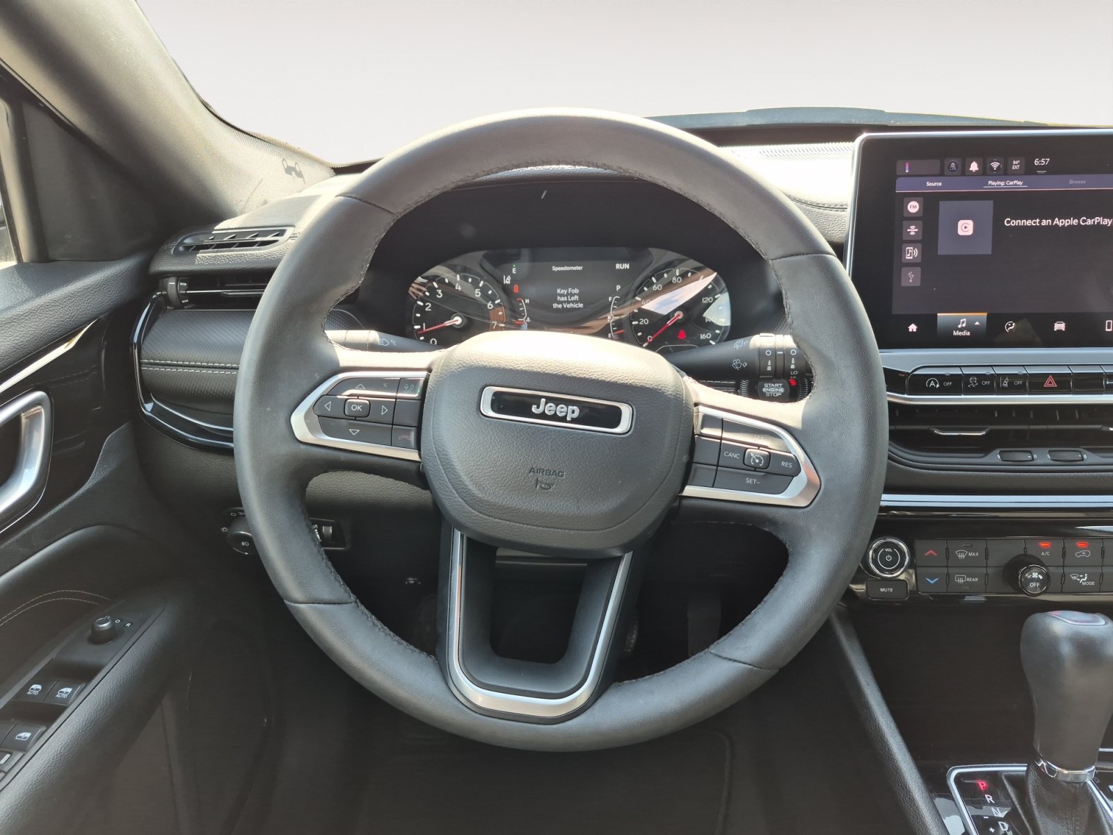 Used 2024 Jeep Compass Latitude w/ Altitude Special Edition AWD/4WD image 12