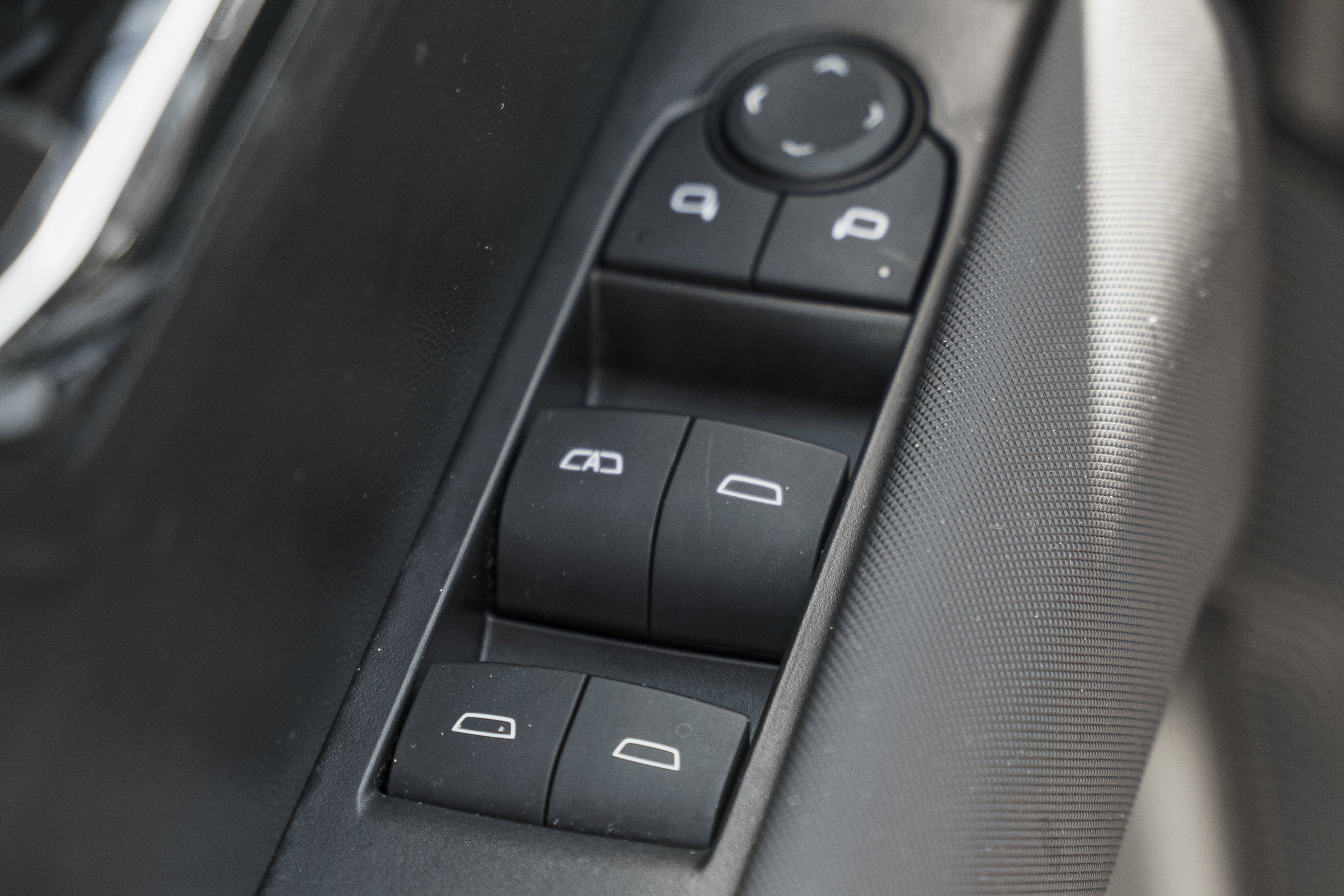 Used 2024 Chevrolet Colorado Z71 w/ Z71 Convenience Package 2 image 22