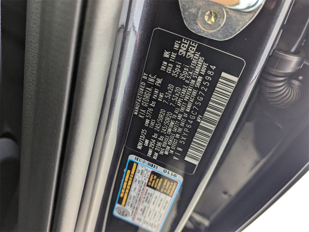 New 2025 Kia Telluride S image 32