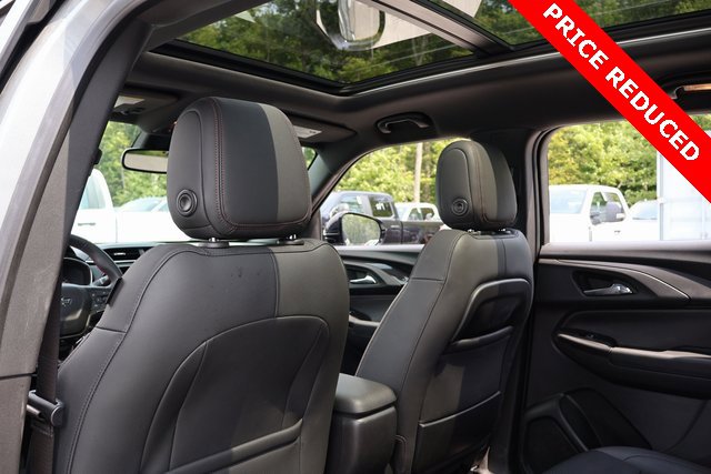 Used 2023 Chevrolet TrailBlazer RS w/ Sun and Liftgate Package image 19
