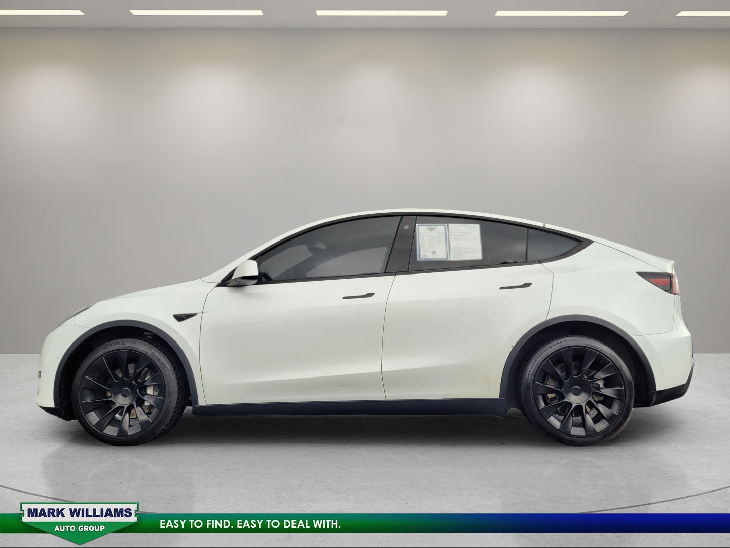 Used 2022 Tesla Model Y Long Range AWD/4WD image 7