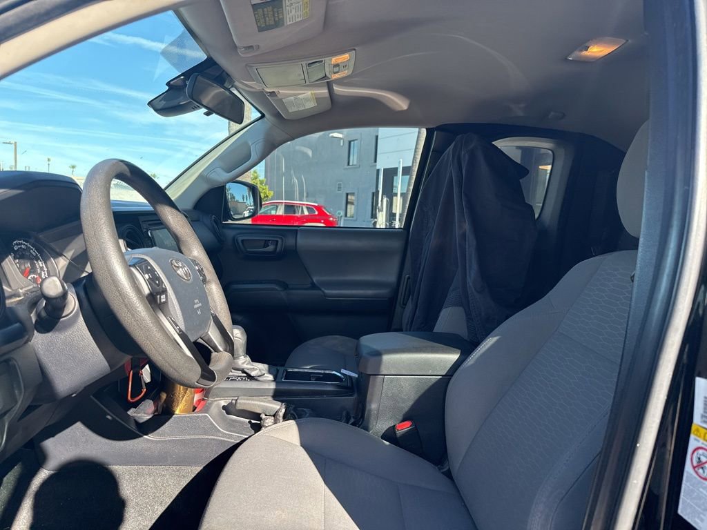 Used 2018 Toyota Tacoma SR w/ SR Convenience Package image 42