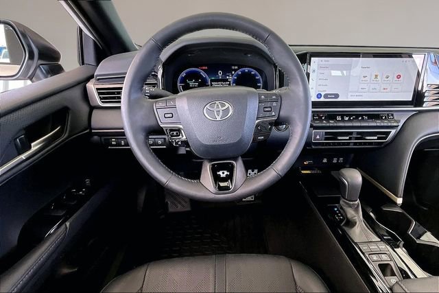 Used 2025 Toyota Camry XSE image 8