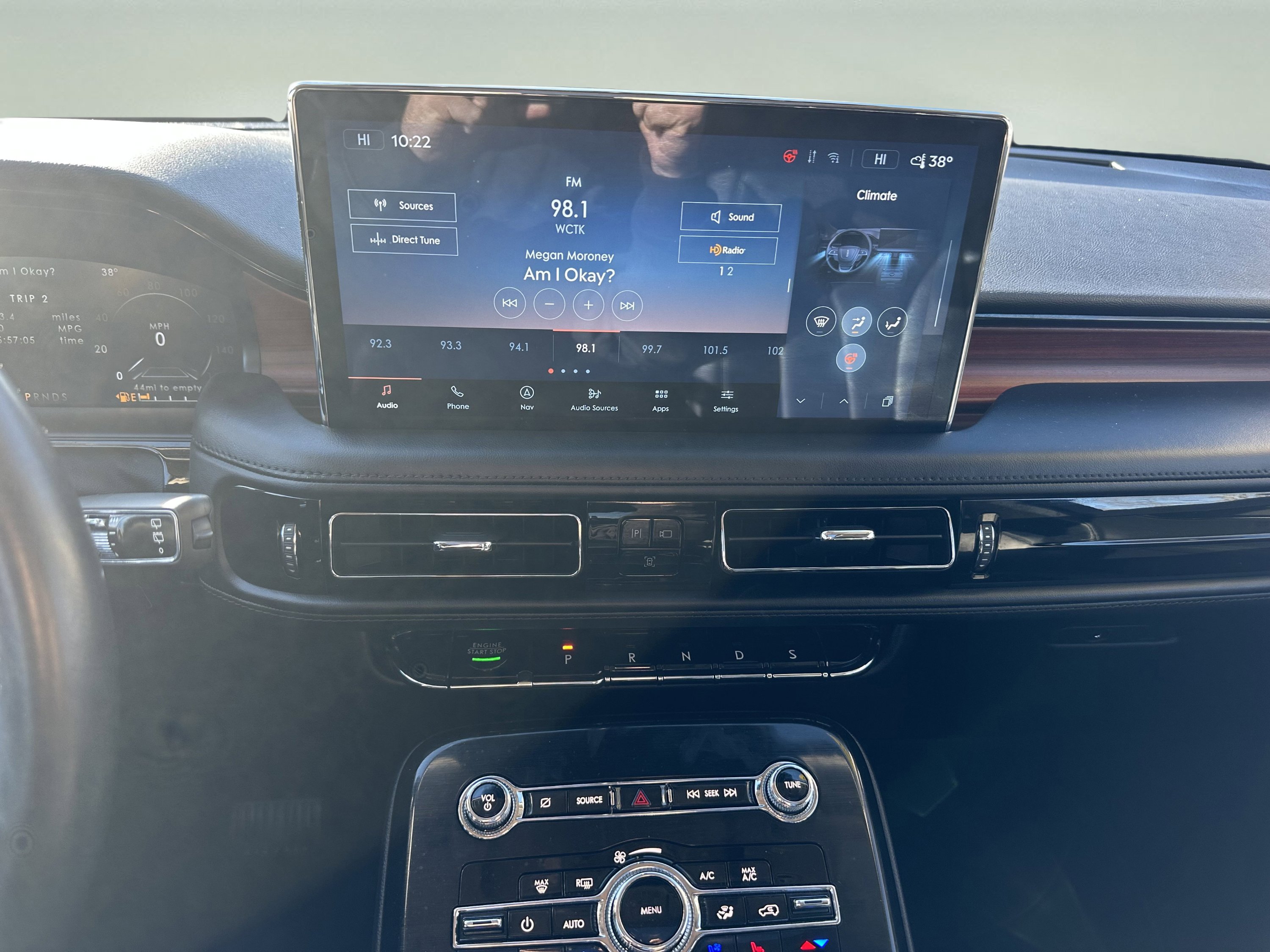 Certified 2022 Lincoln Nautilus Reserve w/ Equipment Group 201A image 14