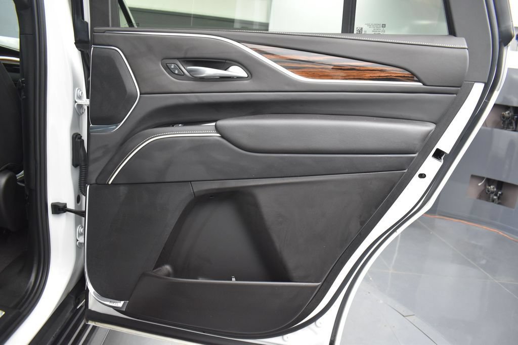 Used 2024 Cadillac Escalade Premium Luxury w/ LPO, Floor Liner Package AWD/4WD image 37