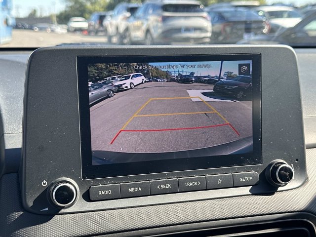 Used 2023 Hyundai Kona SEL FWD image 4