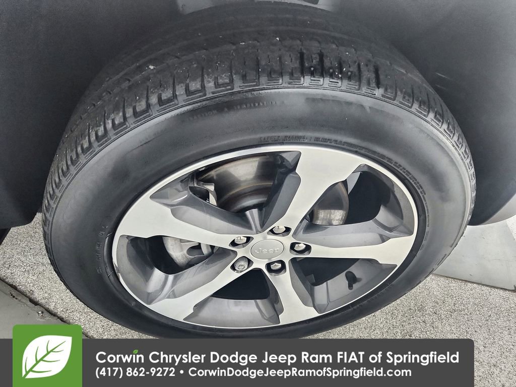 Used 2023 Jeep Grand Cherokee L Limited image 35