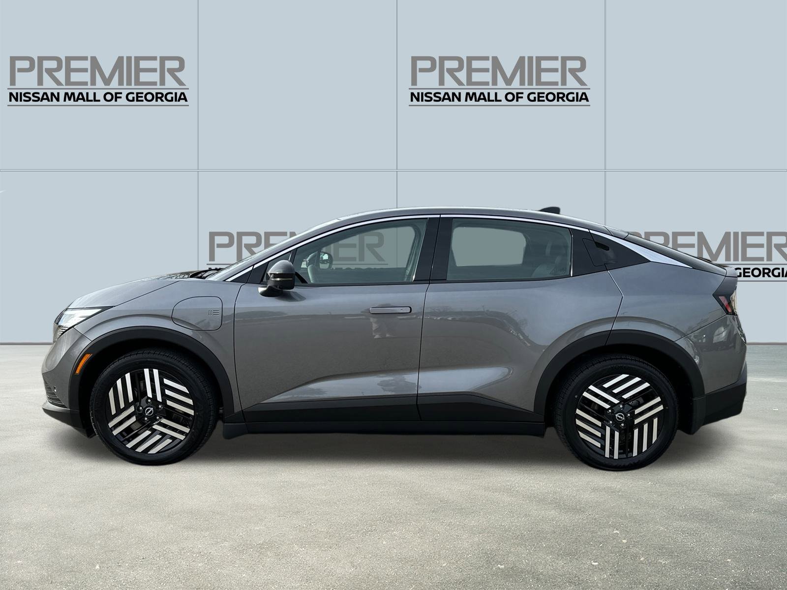 New 2026 Nissan Leaf SV+ w/ Floor Mat Package (SV+) image 8